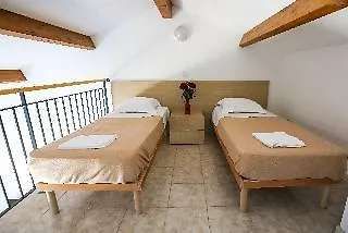 Aparthotel Terres De France - Les Hauts Du Maquis 3*