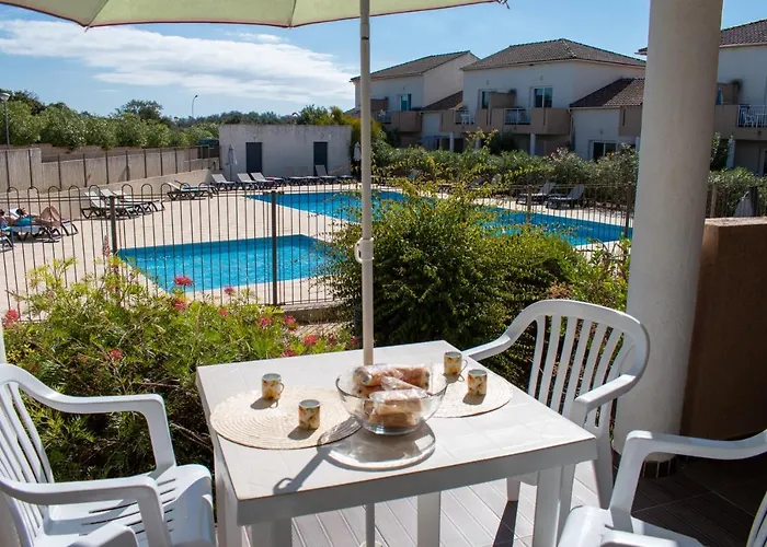 Terres De France - Les Hauts Du Maquis Aparthotel