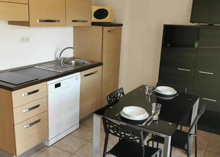 Terres De France - Les Hauts Du Maquis Apart Otel 3*