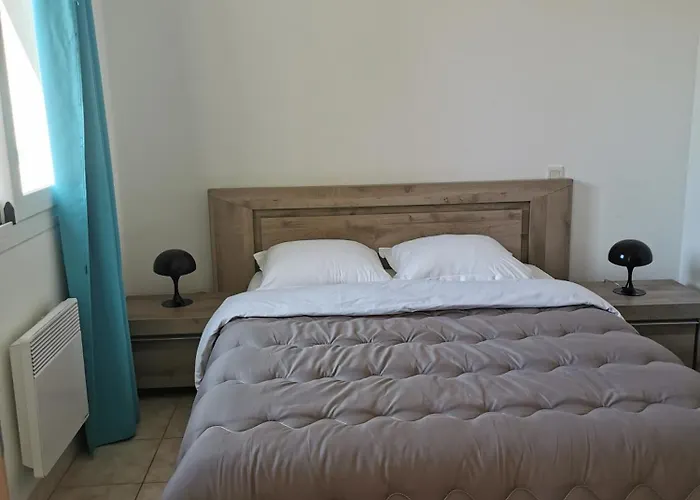 Terres De France - Les Hauts Du Maquis 3*